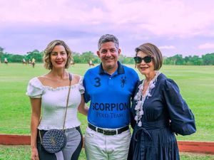 Michelle Cargas, Jesús Arredondo y Marianela Arredondo.