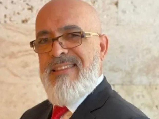 El escritor dominicano Angel Martínez.