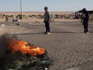 Renuncia el ministro de Trabajo de Perú tras nuevas muertes en las protestas