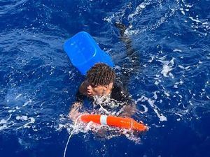 La Armada rescata a ocho de 12 personas que salieron en yola a Puerto Rico