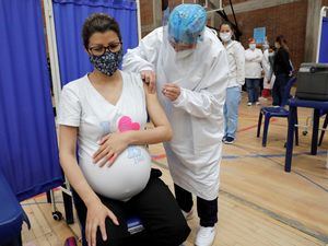 Un estudio refuerza la necesidad de vacunar a embarazadas contra la covid