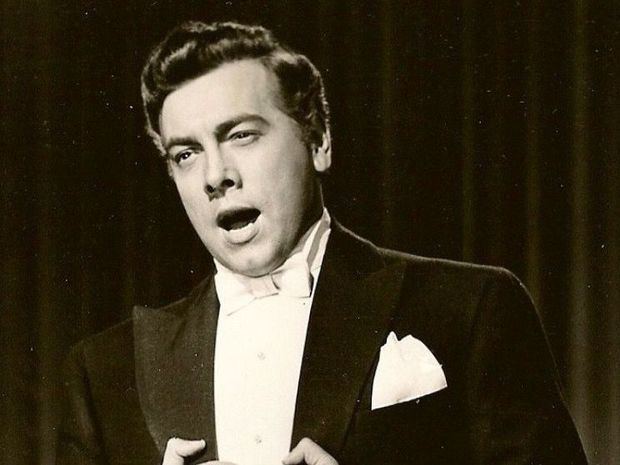 Mario Lanza.