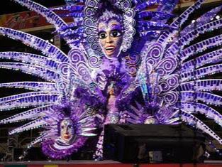 El carnaval es uno de los acontecimientos culturales más destacados del año en Trinidad.