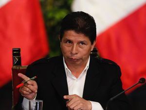 Justicia peruana aprueba formalización de investigación fiscal a Castillo