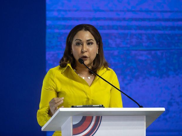 Fotografía de archivo, tomada el pasado 20 de enero, en la que se registró a la ministra de la Mujer de República Dominicana, Mayra Jiménez, en Santo Domingo, República Dominicana.