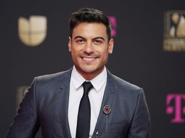 Carlos Rivera.