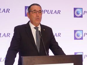 Juan Manuel Martín de Oliva, vicepresidente del Área Negocios Turísticos del Popular, subrayó el compromiso del banco de servir con proactividad.