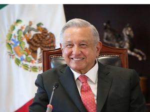 López Obrador habla sobre fentanilo y migración con legisladores de EE.UU.
 

 