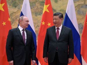Putin y Xi Jinping se reúnen en Moscú