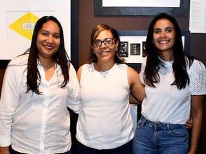 Emely Santana, Ingrid Amberes y Sugely Rodríguez.