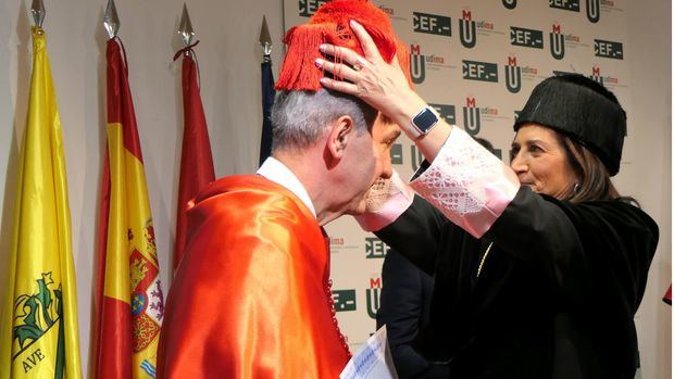 El ministro Franklin Garcia Fermín recibe título Honoris Causa por la UDIMA