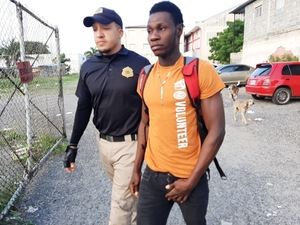 Migración detiene 595 nacionales haitianos y deporta 508 en los últimos días
