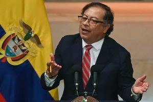 Petro se reúne con el fiscal colombiano por amenazas de la guerrilla del ELN