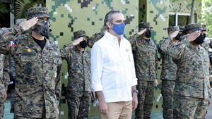 Presidente Abinader fortalecerá Fuerzas Armadas