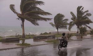 Disturbio tropical continuará produciendo aguaceros fuertes a torrenciales este fin de semana