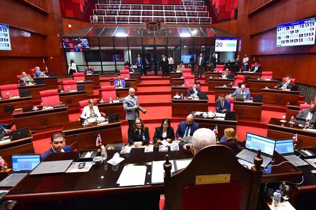 Sesión en el Senado.