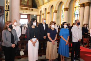 Presidente Luis Abinader participa en misa por Día de Nuestra Señora de la Altagracia