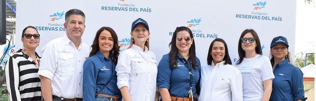 Lilian Garcia, Jose Rodriguez, Mairobi Gonzalez, Maria Isabel Perez, Aseret Roque, Mayi de Jesus, Mariella SaintAmand y Petra Nuñez.