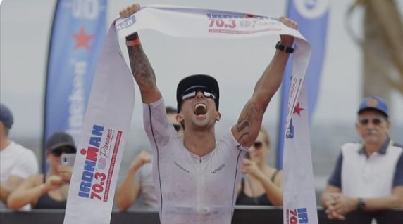 El brasileño Santos y la dominicana Schaupp brillan en el Ironman 70.3 de Panamá