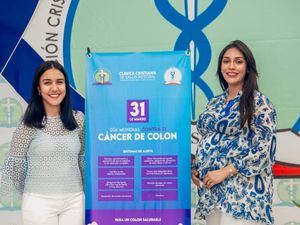 Realizan conversatorio para concientizar sobre importancia detección temprana del cáncer de colon