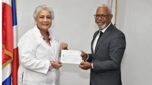 Fundación Dominicana de Cardiología dona RD$738.891 a Instituto Dominicano de Cardiología