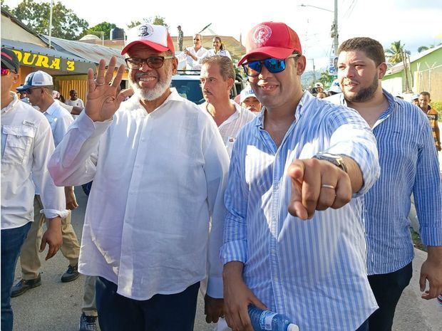 Movimiento Balagueristas Auténticos reitera apoyo a candidato Luis Abinader.