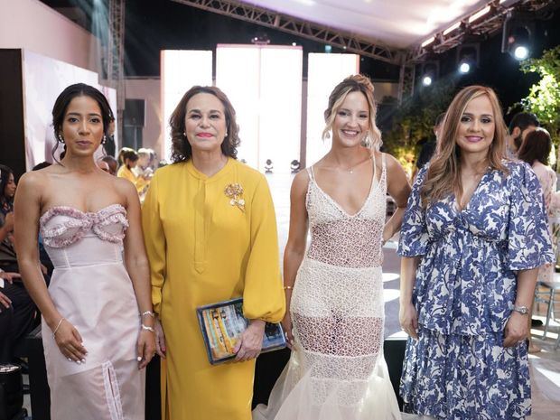 Patricia Acosta, Rosanna Rivera, Oriana Lucas y Patricia Hernández.