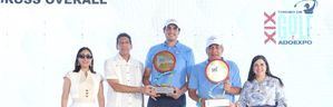 Dúo de los Castillo campeones del XIX Torneo de Golf Adoexpo
