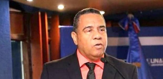 Armando Olivero.