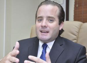 Senador Paliza afirma que gobierno debe asegurar delimitación frontera con Haití