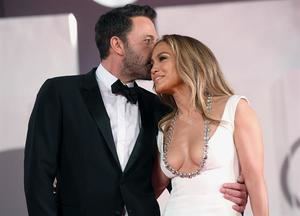 Ben Affleck y Jennifer L&#243;pez se dan el s&#237; quiero ante familia y celebridades