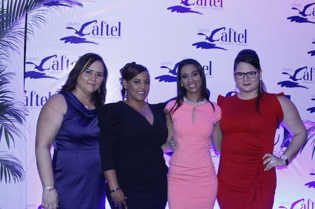 Yadira Torres, Milenis Montero, Lidia Gómez y Stephany Gonzalves. 
