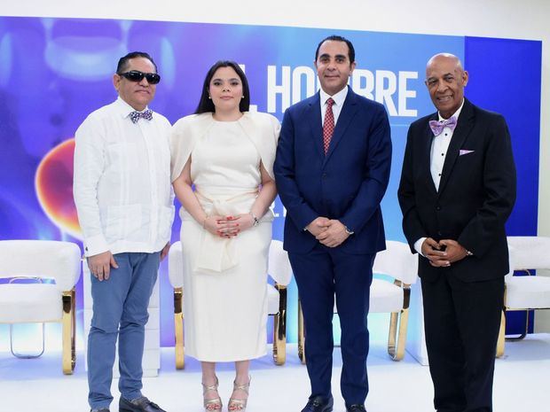 Geraldo Rodríguez, Chantal Mateo, Dr. Pablo Mateo y Carlos T. Martínez.