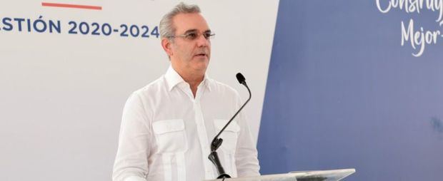 Luis Abinader.