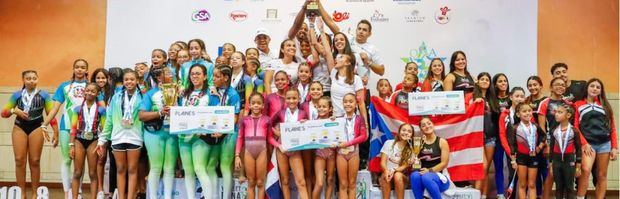 Celebran la tercera edición del Yamilet Peña Classic en Punta Cana.