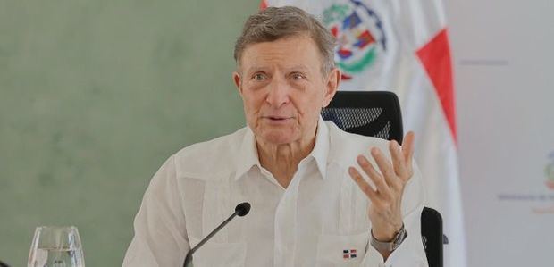 Roberto Álvarez.