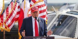Trump insiste en California, donde se juega la Cámara, en vincular inmigración y crimen