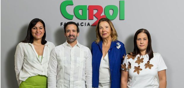 Wendy Cepeda, Julio Curiel, Mariela Vicini y María Waleska Pérez.