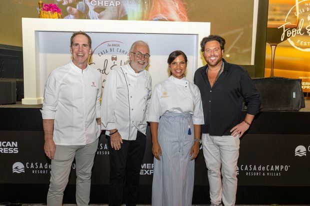 Shawn Mclain, Hubert Keller, Chef Tita y Scott Conant.
