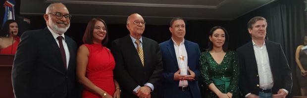 José Amado Peguero, Premio Nacional de Periodismo Digital 2024.