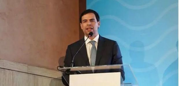 Roberto Ángel Salcedo.