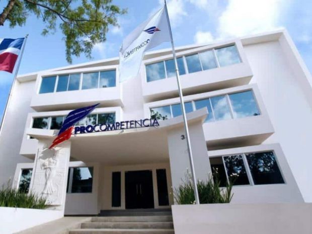 Pro-Competencia investiga a dos empresas por presunta colusión en licitaciones