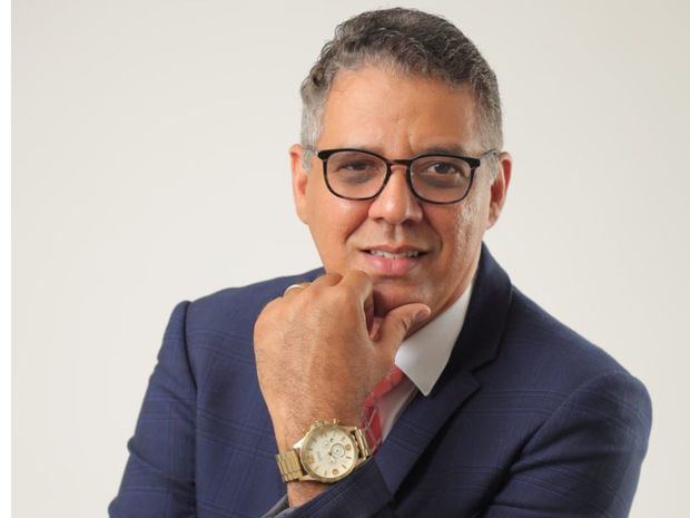 'Heroínas del Éxodo': El pastor Roger Fernández lanza su nuevo libro como un llamado a vivir con propósito 