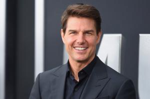 Tom Cruise resulta herido durante escena acrobática de 