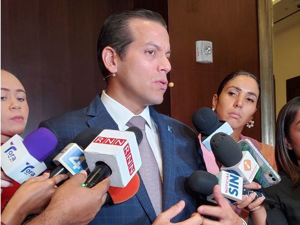 Franklin Glass, presidente ejecutivo de Cadoar.