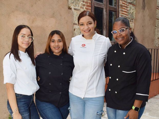 Nicole Denisse, Luz Cely Nadal, Chef Heidy Luna y Sheyra Feliz