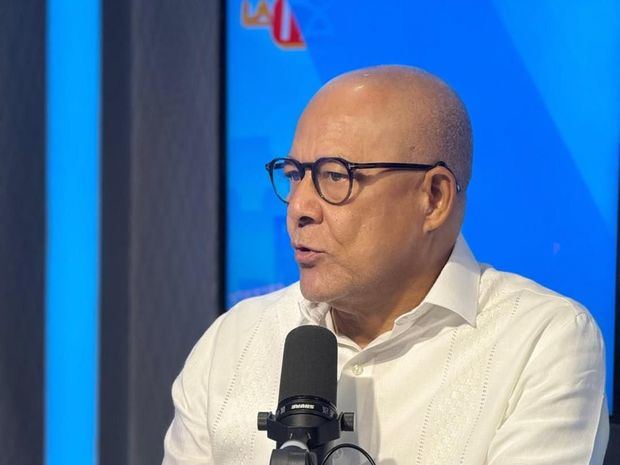 Julio Cesar De la Rosa Tiburcio.