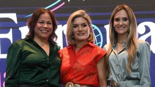 Michelle Selman presenta programa 'A Europa con tía Michi.