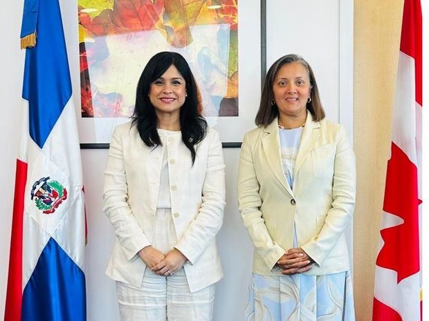Gisselle Valera, Jacqueline DeLima Baril.