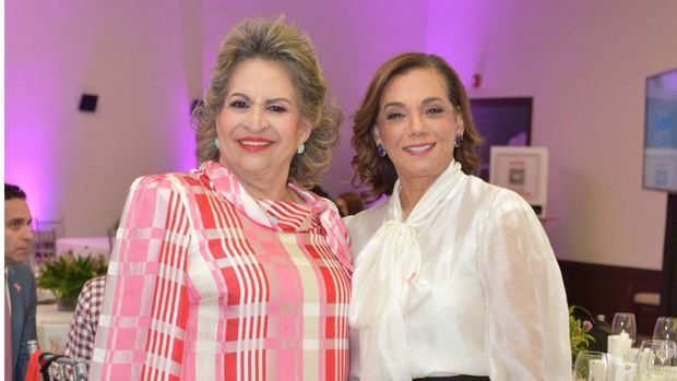 Alexandra Izquierdo y Fior D’Aliza de Valdez.